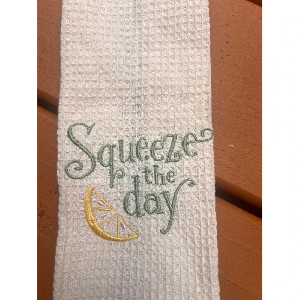 DEMDACO Squeeze The Day Lemon Kitchen Boa Cotton Waffle Knit Tea Towel 104180797